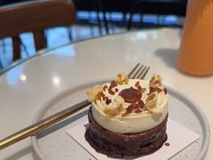 -LE SAPHIR 莎菲尔菓子(和兴店)