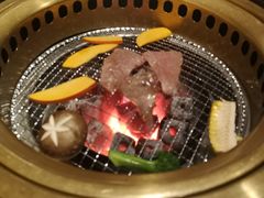-山川小町·极番烧肉(新地假日广场店)