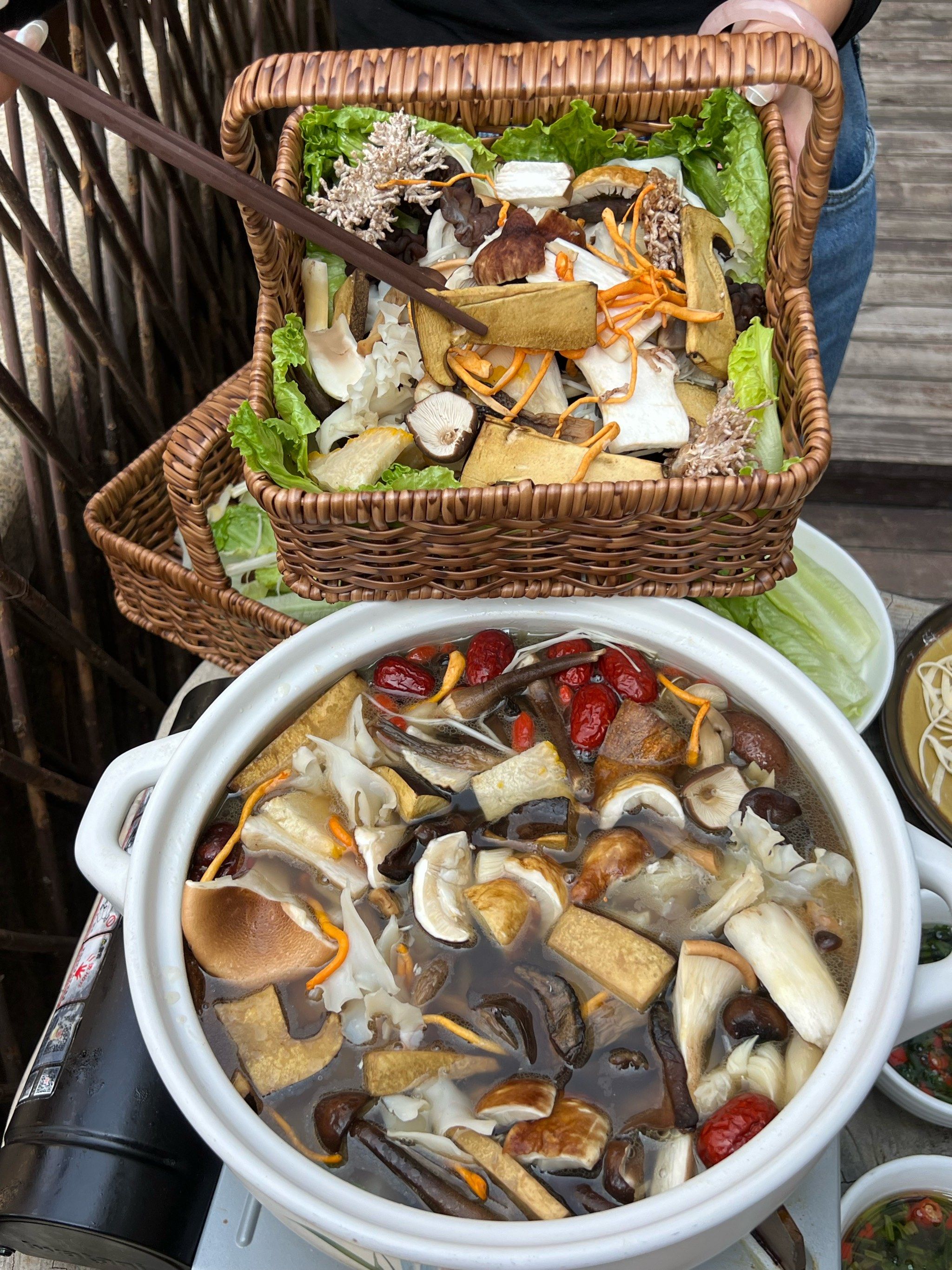 郑州最好吃的菌子火锅