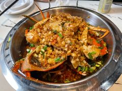 -凤凰路何眼镜香辣蟹(花果园店)