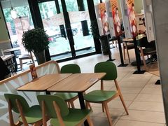 -德克士(绿地店)