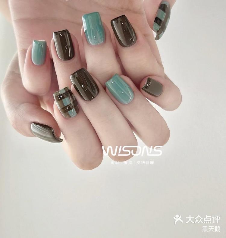 秋冬氛围感深棕巧克力