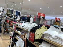 -优衣库(重庆星光时代广场店)
