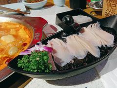 -麻辣英雄重庆火锅(二城广场店)
