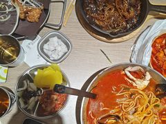 -炒码先生·韩餐炸鸡披萨(西塔店)