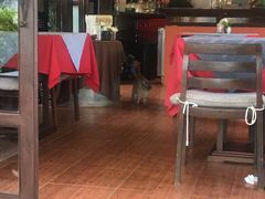 -Dash Teak House