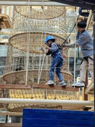 -PIPIKINGDOM皮皮王国欢乐号(欢乐海岸购物中心店)