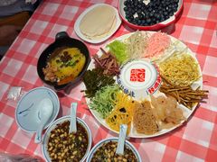-怪噜范·老贵阳街头名小吃(汇金星力城店)