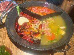 -巴卤社老火锅(财富店)