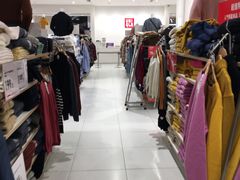 -优衣库(泉州中骏世界城店)