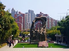 -上海市龙华烈士陵园
