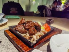 -穹六人间 people 6(岳阳路店)