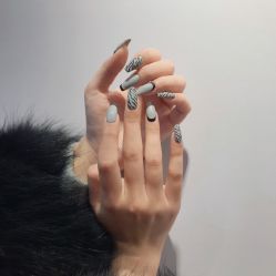 -花系美·美甲美睫精品店
