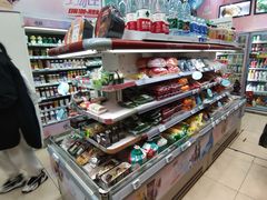 -全家便利店(王府井大街店)