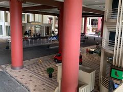 -上海波特曼丽思卡尔顿酒店