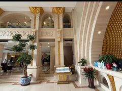 -碧中海汤泉汗蒸酒店