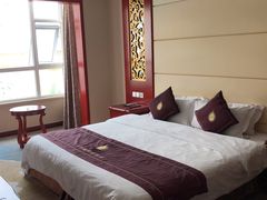 -兴芮温泉度假区