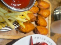 -叶派龙虾•招牌香辣蟹·海鲜(中海国际店)