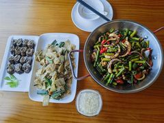 -莲餐厅·湖北菜·潜江小龙虾店(愚园路店)