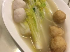 -新大咀港式茶餐厅(宝山万达店)