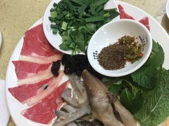 -桥香园云南过桥米线(金马碧鸡店)