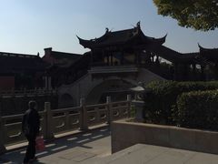 -梅村泰伯庙