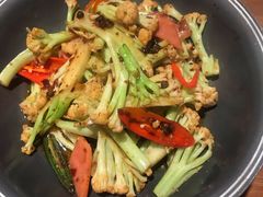 干锅花菜-吕氏疙瘩汤·新鲁菜(济南万象城店)