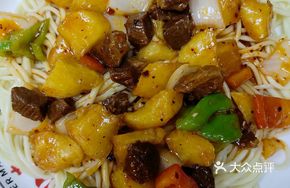 Potato and Beef Fried Noodles