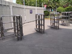 -上海游泳馆(地铁站)