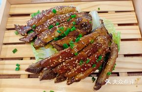 Hand-Torn Lamb Ribs