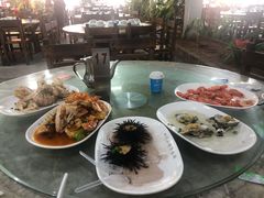 -四川小胡子海鲜(丁村万人海鲜广场店)