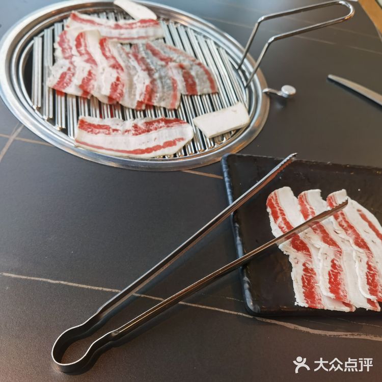 aaa真的不理解这么好的烤肉人为什么少！