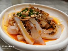 -渝信川菜 · 川味家常菜(财富购物中心店)