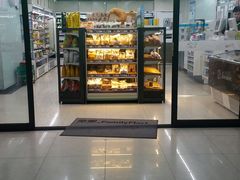 -全家便利店(漕溪北路七店)