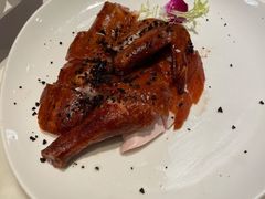 黑松露吊烧脆皮鸡-港丽餐厅(高德置地店)