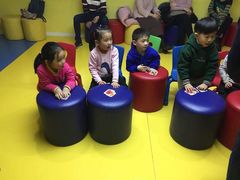 -爱贝英语新乡新都汇中心