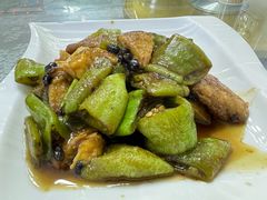 -天天向上素食餐厅(五台山店)