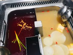 牛肉汤锅底-海底捞火锅鲜切牛肉主题店(长寿路店)