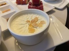 双皮奶-悦满楼·西关名点·湛江名菜(航空综合大厦店)