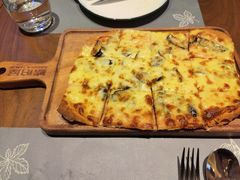 披萨-Ambra Haus琥珀屋精酿餐厅(宝山店)