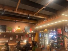 -巴卤社老火锅(财富店)