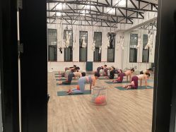 -无界瑜伽普拉提