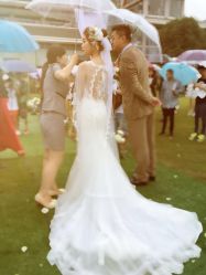 -艾米丽婚纱礼服