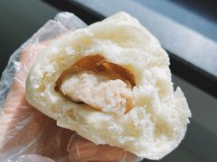 鲜肉中包-草庐酒家