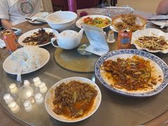 -金牌餐厅·天津菜·八珍豆腐·老爆三(瓷房子店)