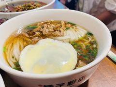-矮子粉店1985·长沙米粉(湘春路店)