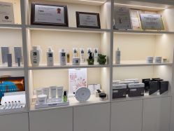 -JNK皮肤管理中心