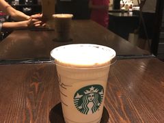 -星巴克臻选(南京金茂览秀城店)