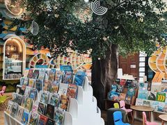 -钟书阁(松江泰晤士小镇店)