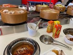-龍歌自助小火锅(市南金茂湾店)